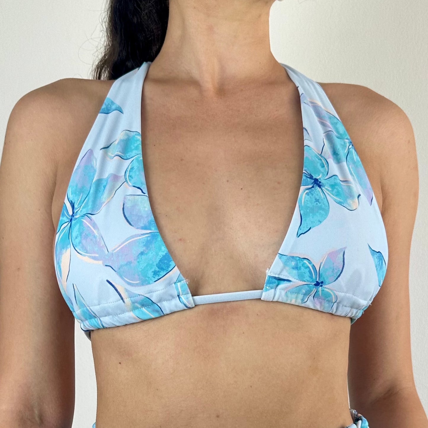 Aquaflora | Top Triangular