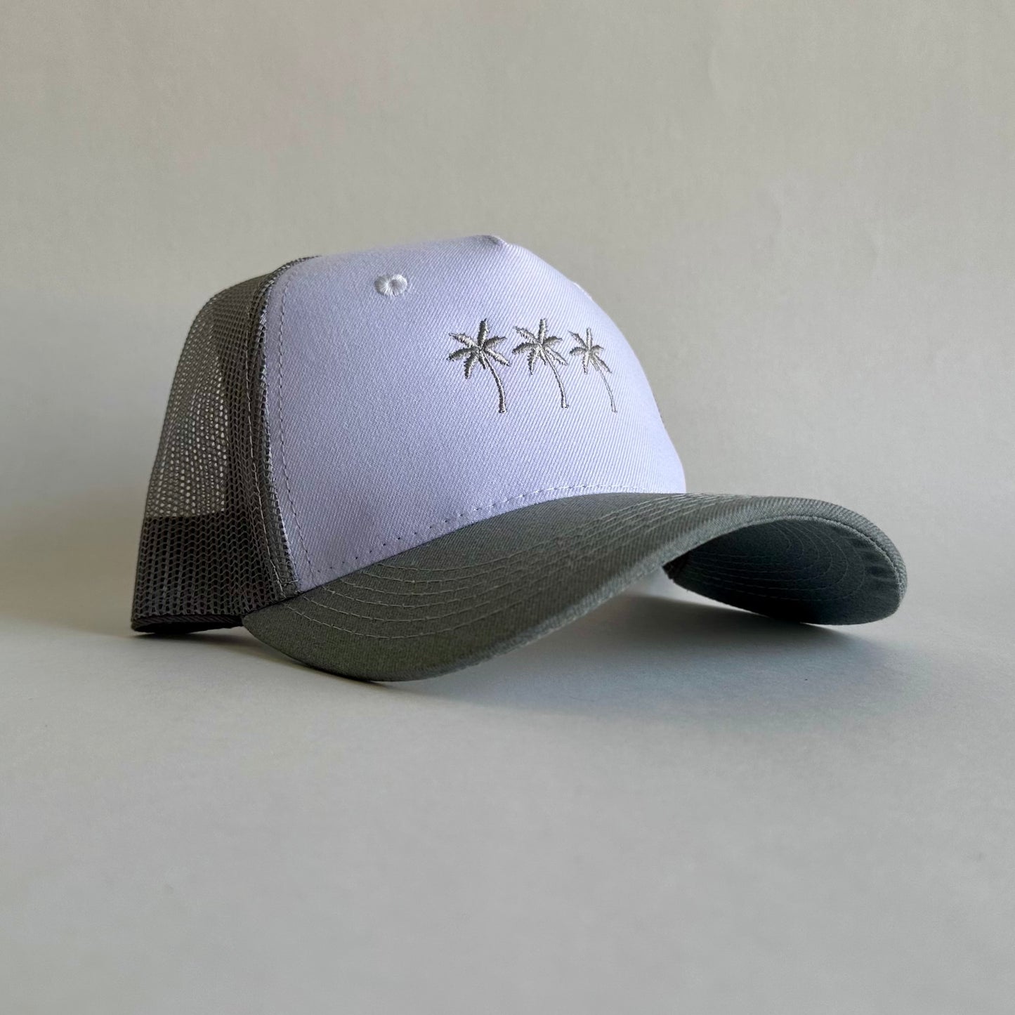 VINTAGE STEEL - PALM TREES